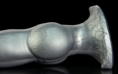 Alternative view of Dagger - Large
