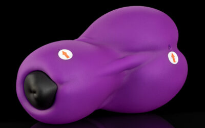 Alternative view of The Canine - Large Flop