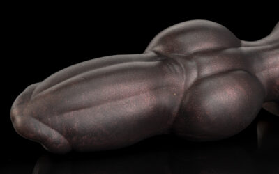 Alternative view of Dagger - Medium
