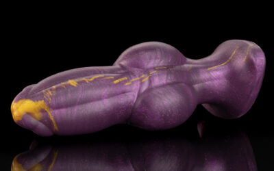 Alternative view of Dagger - Medium
