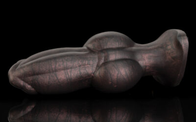 Alternative view of Dagger - Medium